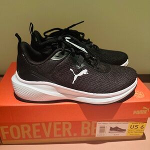 Puma Black and White Athletic Shoes